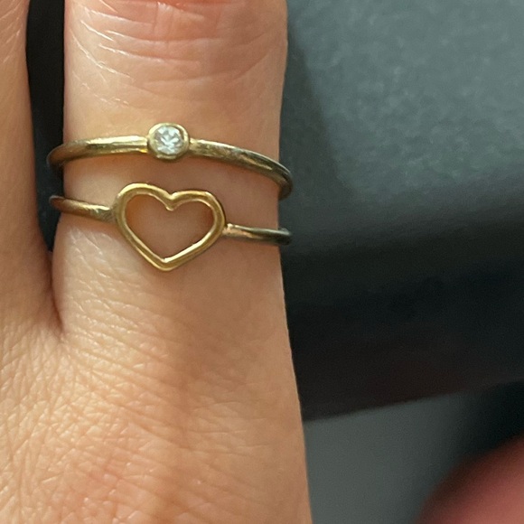 Delicate Gold Heart and Solitaire Stackable Rings - Picture 5 of 5